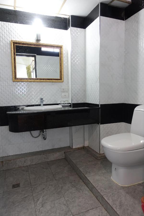 Serene Hotel Патая Екстериор снимка
