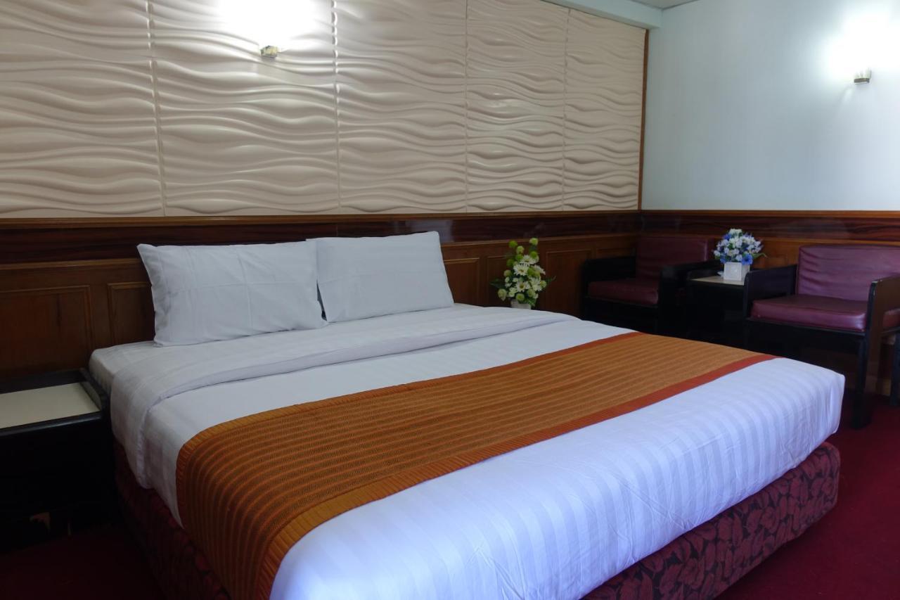 Serene Hotel Патая Екстериор снимка